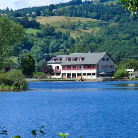 Le Lac Des Moines Condat  Zewnętrze zdjęcie