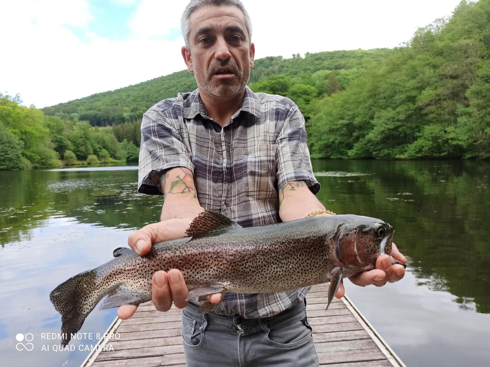 Le Lac Des Moines Condat  Zewnętrze zdjęcie